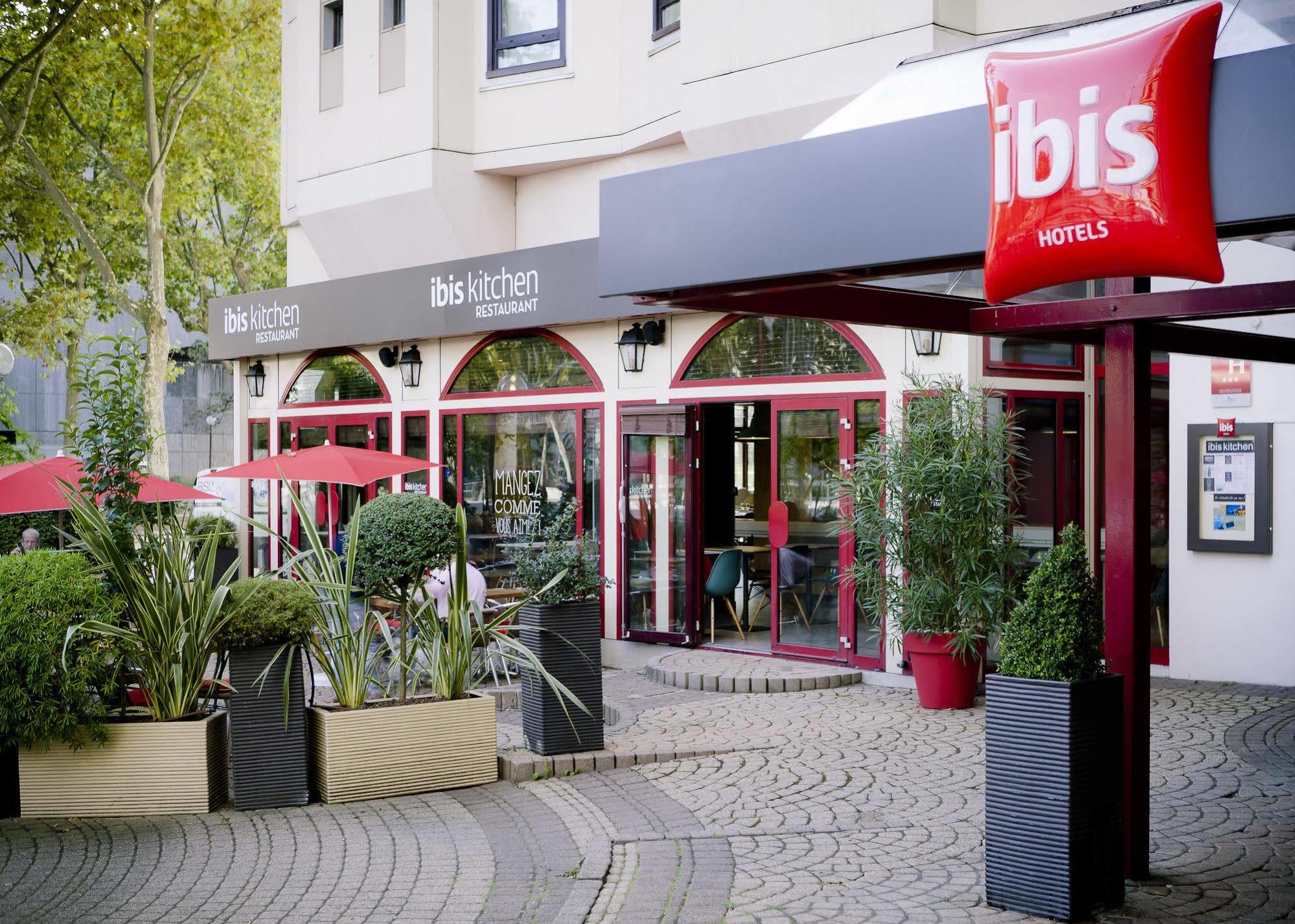 ibis Lyon Part Dieu Les Halles Exterior foto